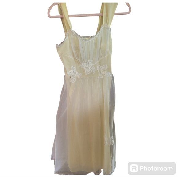 Vintage Gotham Nighty Chemise 34 soft butter color EUC - Picture 1 of 8
